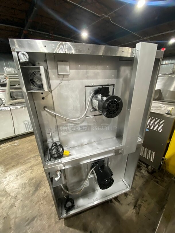 Nice! Garland Double Stacked Natural Gas Powered Convection Oven! MASTER 200 Series! With Metal Racks!  Model: MCO-GS-10S Serial 1408230000097! On Commercial Casters! 2 X Your Bid! Makes One Unit!  - Image 4 of 10