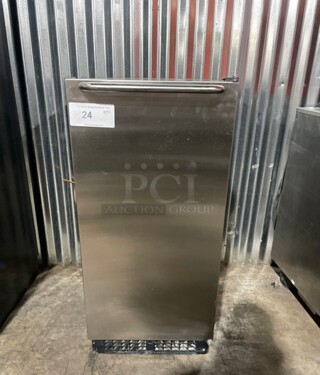 Scotsman Undercounter Ice Machine! MODEL DCE33PA-1SC SN: 071113200174401 115V 1PH 