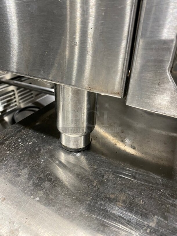 Eurodib Stainless-Steel Gas-Powered Countertop Fryer!  - Image 8 of 9