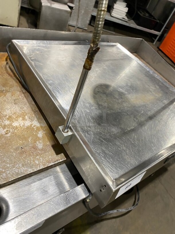 Alto-Shaam Heated Dual Lamp Carving Station! MODEL 100HSLBCS2 SN: 2110230203 125V 1PH - Image 3 of 7