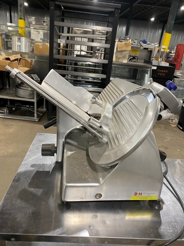 Globe Commercial Countertop Deli/ Meat Slicer! All Stainless Steel! Model: G12 SN: 534060 115V 60HZ 1 Phase - Image 4 of 8