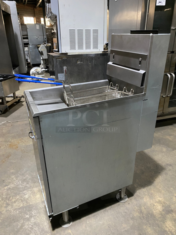 NICE! Pitco Natural Gas Powered 3 Burner Deep Fat Fryer! With 2 Metal Frying Baskets! All Stainless Steel! On Legs! Model: 35C SN: G20HA030233  - Image 2 of 8