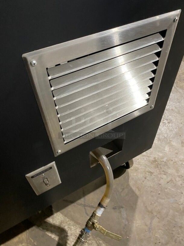 Vollrath Commercial Refrigerated Food Serving Station Counter/ Cold Pan! With Sneeze Guard! With Lowering Prep Line! Stainless Steel Body! On Casters! Model: R3871660 SN: B31500809205001 120V 60HZ 1 PH - Image 7 of 9