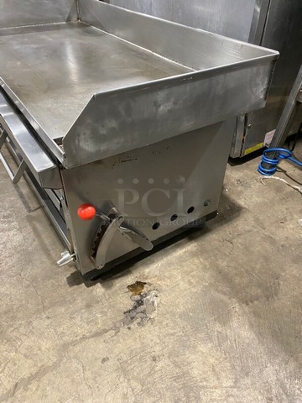 American Master Commercial Natural Gas Powered Countertop Flat Top Griddle And Cheese Melter Combo! With Back And Side Splashes! All Stainless Steel! - Image 2 of 9