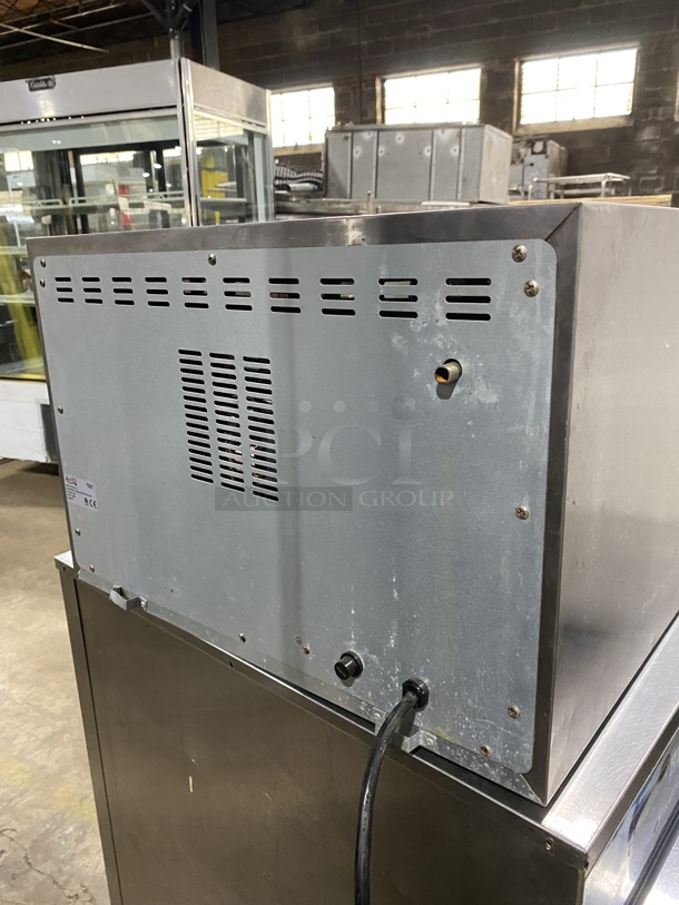 AVANTCO Commercial 1/2 Size Convection Oven! All Stainless Steel! Model:177CO16-120 120V 1Ph! 
 - Image 3 of 8
