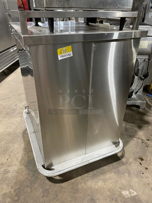 Carter-Hoffmann Commercial Single Door Meal/Tray Transport Cart! With Built In Pan Racks! All Stainless Steel! On Casters! Model: TE1S12 SN: 462749-052012! - Image 4 of 6