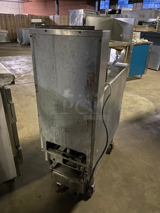 Pitco Commercial Natural Gas Powered Deep Fat Fryer! With Oil Filter System! With Backsplash! With 2 Metal Frying Baskets! All Stainless Steel! On Casters! Model: LBSG14 SN: G05LA039687 120V 50/60HZ 1 Phase  - Image 3 of 10