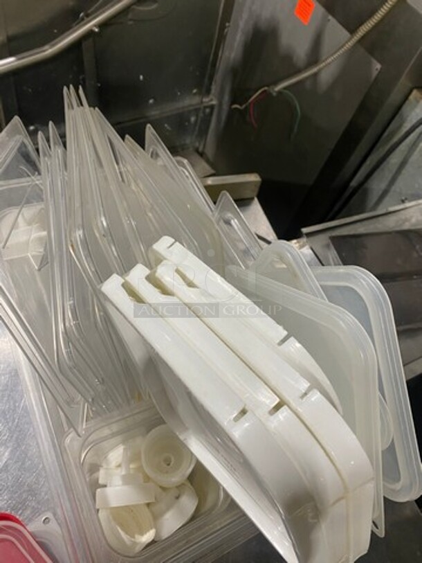 ALL MONEY ASSORTED PLASTIC KITCHEN UTENSILS! - Image 7 of 7