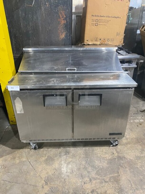 Everest Commercial Refrigerated Sandwich Prep Station! All Stainless Steel! On Casters! MODEL EPBNR2 SN:BPBNR216040050 115V 1PH - Image 1 of 9