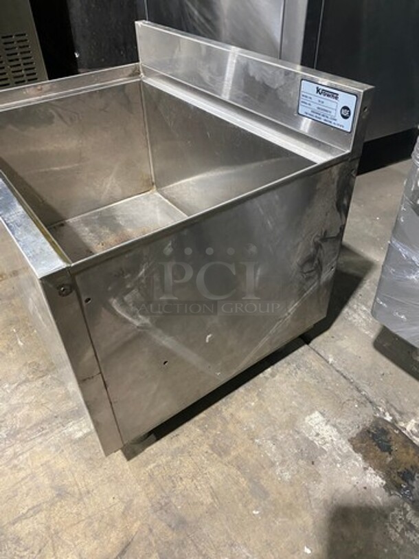 Krowne All Stainless Steel Ice Bin! On Legs! MODEL 1824 SN:08030006015 - Image 2 of 7