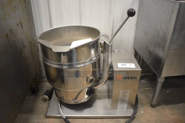 Groen Model TDB/7-20 Stainless Steel Commercial Countertop Electric Powered 20 Quart Tilting Steam Kettle. Includes Manual. 208/240 Volts, 3 Phase. 25x20x27