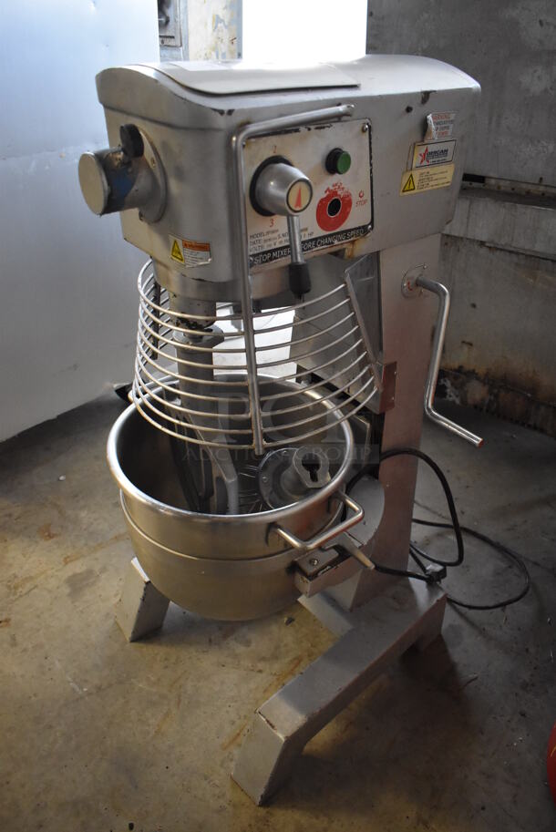 2015 Omcan SP300A Metal Commercial Floor Style 30 Quart Planetary Dough Mixer w/ Stainless Steel Mixing Bowl, Bowl Guard, Whisk and Paddle Attachments. 110 Volts, 1 Phase. 21x26x46. Tested and Working!