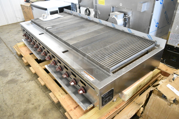 BRAND NEW SCRATCH AND DENT! Vulcan ACB72-101 Stainless Steel Commercial Natural Gas Low Profile 72" Medium-Duty Radiant Gas Countertop Charbroiler. 221,000 BTU - Image 3 of 8