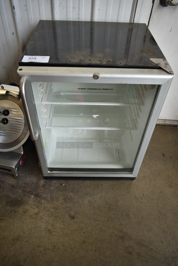 Summit SCR600BLBI Metal Mini Cooler Merchandiser. 120 Volts, 1 Phase. Tested and Powers On