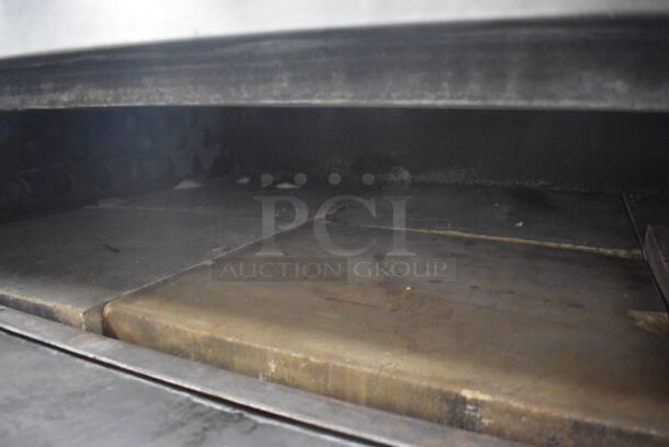 2 Bakers Pride Y600 Stainless Steel Commercial Natural Gas Powered Single Deck Pizza Ovens w/ Cooking Stones. 120,000 BTU. 78x43x67. 2 Times Your Bid! - Image 7 of 12