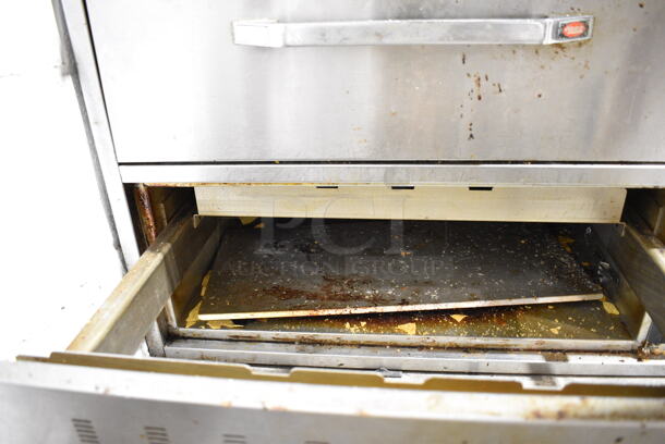 Hatco Stainless Steel Commercial 3 Drawer Warming Drawer. Tested and Working! - Image 4 of 7