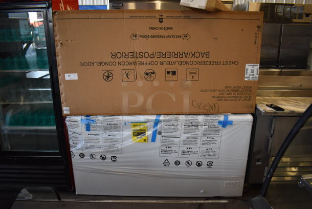 BRAND NEW SCRATCH AND DENT! GE FCM16DLWW White Metal Chest Freezer. Tested and Working! - Image 3 of 5