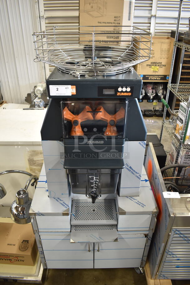 BRAND NEW! 2022 Zummo Z40C-N Commercial Stainless Steel Electric Citrus Juicer With 2 Door Storage Cabinet on Commercial Casters. 110-120V. Tested And Working!  - Image 11 of 12