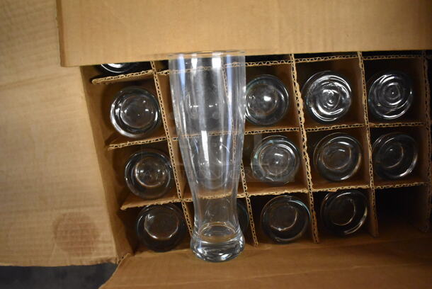ALL ONE MONEY! Tier Lot of Various Items Including In Original Box Beverage Glasses and 6 Carlisle Poly Clear Pitchers - Image 3 of 4
