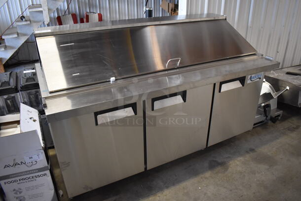 BRAND NEW SCRATCH AND DENT! Avantco 178APT71MHC Stainless Steel Commercial Sandwich Salad Prep Table Bain Marie Mega Top on Commercial Casters. 115 Volts, 1 Phase. 70.5x34x47. Tested and Working! - Image 3 of 10