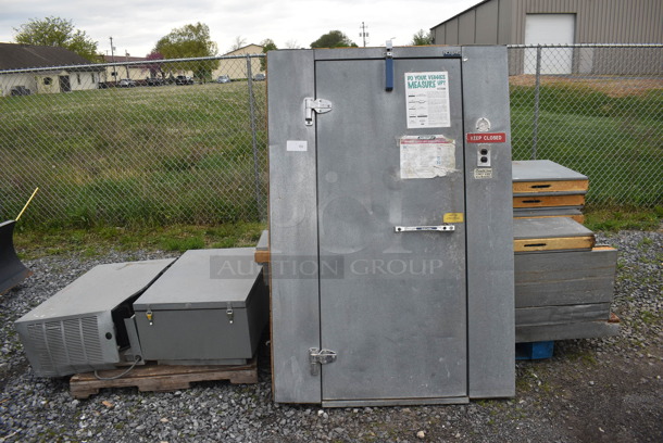 Norlake SELF CONTAINED Walk In Cooler Box w/ Copeland RSE4-0075-IAV-204 208/230 Volt, 1 Phase Compressor and Norlake CPB0751C 208-230 Volt, 1 Phase Condenser. 4'x6' Door, Two 2'x6'x Panels, Two 2.5'x6' Corner Panels, Two 3'x6' Panels, Two 1'x1'x6' Corner Panels, Two 4'x6' Ceiling Panels. Picture of the Unit Before Removal Is Included In the Listing. - Image 1 of 9