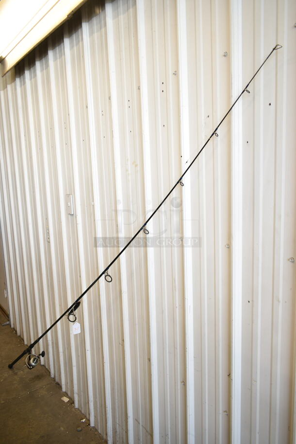 Tsunami Air Wave TSAWSS1002MH 100" Line Fishing Rod w/ Reel - Image 3 of 8