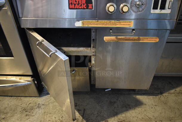 Frymaster FM145EBLSC Filter Magic II Stainless Steel Commercial Natural Gas Powered Single Bay Deep Fat Fryer w/ Dumping Station. 122,000 BTU. - Image 9 of 12