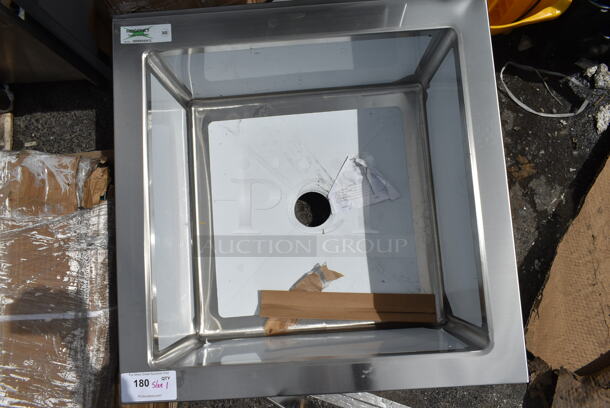 BRAND NEW SCRATCH AND DENT! Regency 600SM242412 Stainless Steel Commercial 16-Gauge Stainless Steel One Compartment Floor Mop Sink - 24" x 24" x 12" Bowl - Image 4 of 5