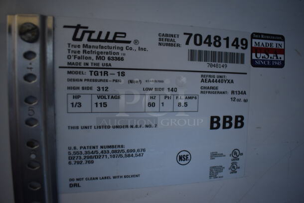2011 True TG1R-1S Stainless Steel Commercial Single Door Reach In Cooler w/ Poly Coated Racks on Commercial Casters. 115 Volts, 1 Phase. 29x35x83. Tested and Working! - Image 3 of 4