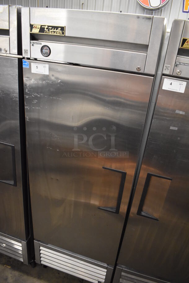 2013 True T-23F ENERGY STAR Stainless Steel Commercial Single Door Reach In Freezer w/ Poly Coated Racks on Commercial Casters. 115 Volts, 1 Phase. 27x30x83.5. Tested and Working! - Image 3 of 6