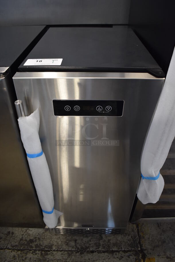 BRAND NEW! Whynter BEF-286SB Stainless Steel Beverage Cooler. 115 Volts, 1 Phase. 15x24x34. Tested and Working! - Image 1 of 8