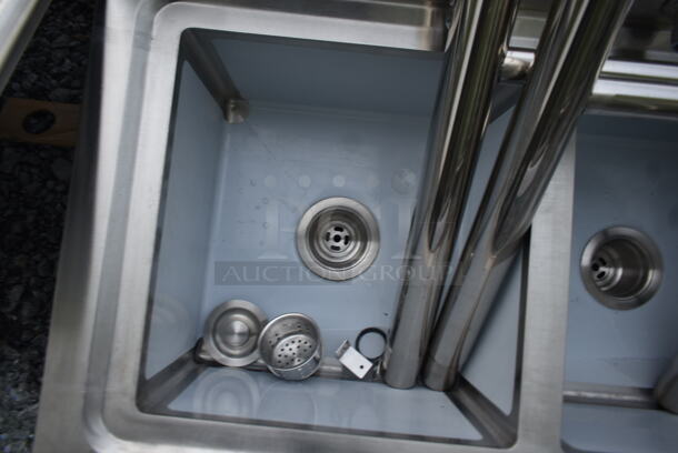 BRAND NEW SCRATCH AND DENT! Stainless Steel Commercial 2 Bay Sink. Bays 14x14.5 - Image 4 of 6