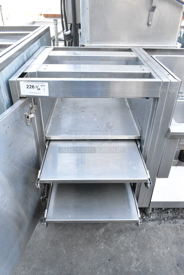 Stainless Steel Work Station w/ sink Bay and Door.  - Image 7 of 7