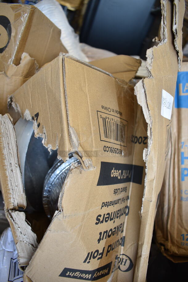 PALLET LOT of 20 BRAND NEW Boxes Including 5001RT600N Lavex Natural Kraft Hardwound Paper Towel, 600 Feet / Roll - 12/Case, 612509LCO Choice 9" Round Standard Weight Foil Take-Out Pan with Board Lid - 200/Case, 795PTOKFT4 Choice Kraft Microwavable Folded Paper #4 Take-Out Container 7 7/8" x 5 1/2" x 3 1/2" - 160/Case, 130WSPOON Choice Medium Weight White Plastic Teaspoon - 1000/Case, 999PTOKFT4 Choice 7 7/8 x 5 1/2" x 3 1/2" Kraft Microwavable Folded Paper #4 Take-Out Container - 40/Pack, 500TW16 Choice 16 oz. Translucent Thin Wall Squat Plastic Cold Cup - 1000/Case. 20 Times Your Bid! - Image 3 of 12
