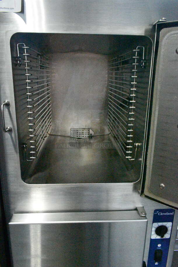 Cleveland 24CGA10 SteamCraft Ultra 10 Stainless Steel Commercial Natural Gas Powered 2 Deck Steam Cabinet. 125,000 BTU.  - Image 4 of 8