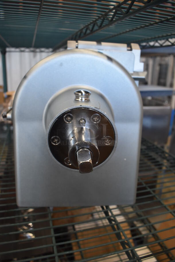 Metal Commercial Pelican Head w/ Grating Blade. 12x18x13 - Image 5 of 5