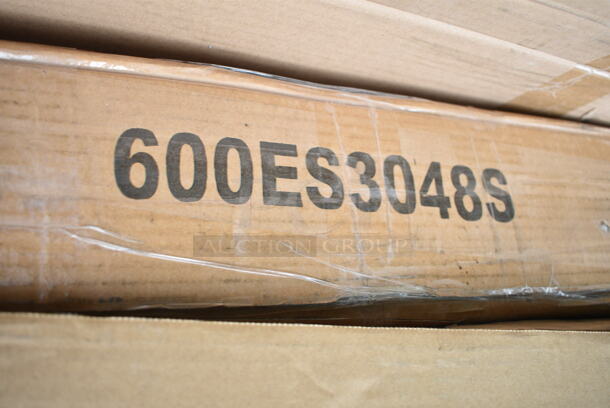 BRAND NEW SCRATCH AND DENT! Regency 600ES3048S 30" x 48" 16-Gauge Stainless Steel Equipment Stand with Undershelf. May Be Missing Pieces.  - Image 2 of 3