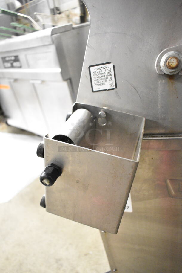 Hobart MG2032 Metal Commercial Floor Style Electric Powered Meat Mixer Grinder w/ Foot Pedal on Commercial Casters. 208 Volts, 3 Phase. Tested and Working! - Image 5 of 10