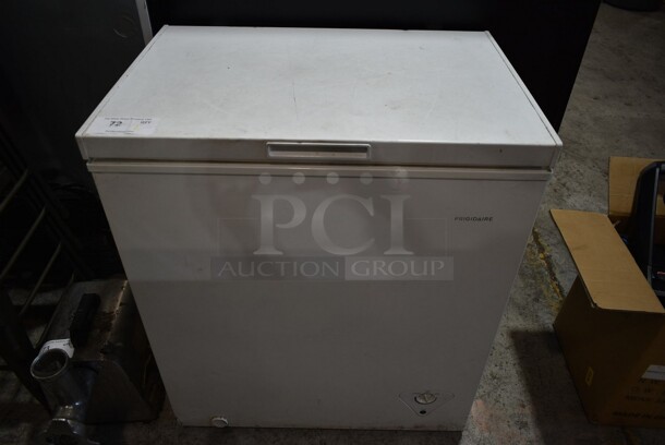 Frigidaire FFFC05M2TW Metal Chest Freezer w/ Hinge Lid. 115 Volts, 1 Phase. Tested and Working!