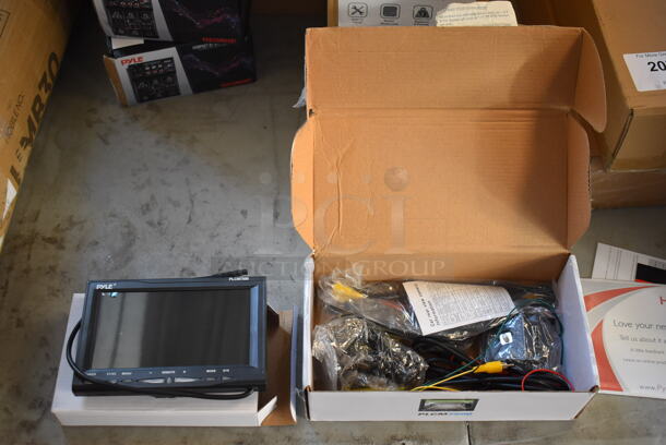 IN ORIGINAL BOX! Pyle PLCM7500 Backup Camera and Rearview Monitor - Image 1 of 5