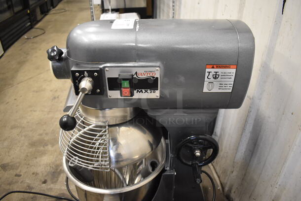Avantco MX20 Metal Commercial Countertop 20 Quart Planetary Dough Mixer w/ Stainless Steel Mixing Bowl, Bowl Guard, Dough Hook, Paddle and Whisk Attachment. 120 Volts, 1 Phase. 18x20x32. Tested and Working! - Image 3 of 8