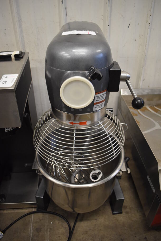 Avantco MX20 Metal Commercial Countertop 20 Quart Planetary Dough Mixer w/ Stainless Steel Mixing Bowl, Bowl Guard, Dough Hook, Paddle and Whisk Attachment. 120 Volts, 1 Phase. 18x20x32. Tested and Working! - Image 5 of 8