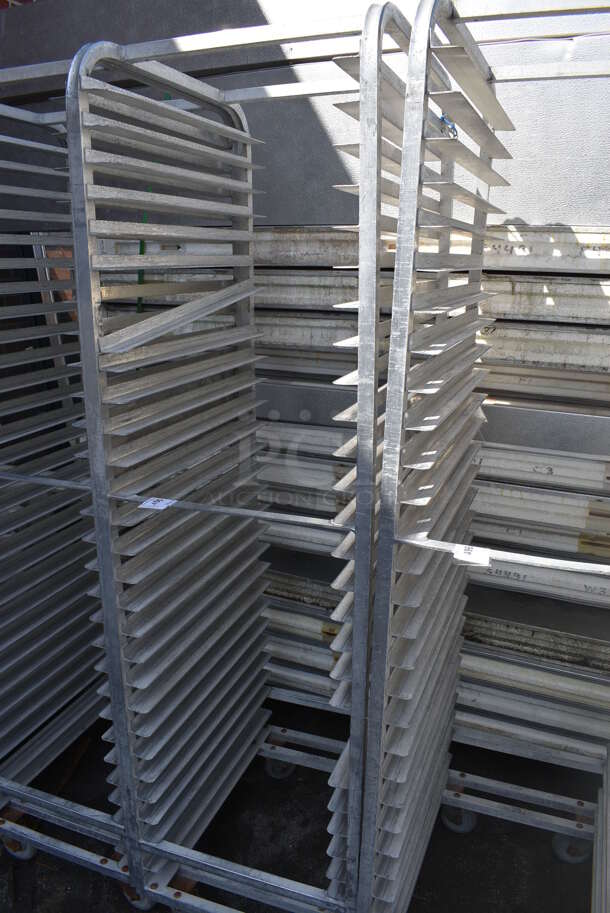 Metal Commercial Pan Transport Rack on Commercial Casters. 20.5x26x74 - Image 3 of 3