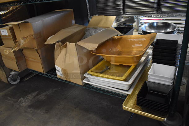 ALL ONE MONEY! Tier Lot of Various Items Including Poly Trays, Bowls and Buckets - Image 3 of 12