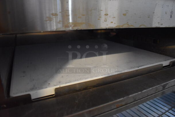 Avantco 177DPO18S Stainless Steel Commercial Countertop Electric Powered Single Deck Pizza Oven w/ Cooking Stone. 120 Volts, 1 Phase. 28x24x16.5 - Image 5 of 6