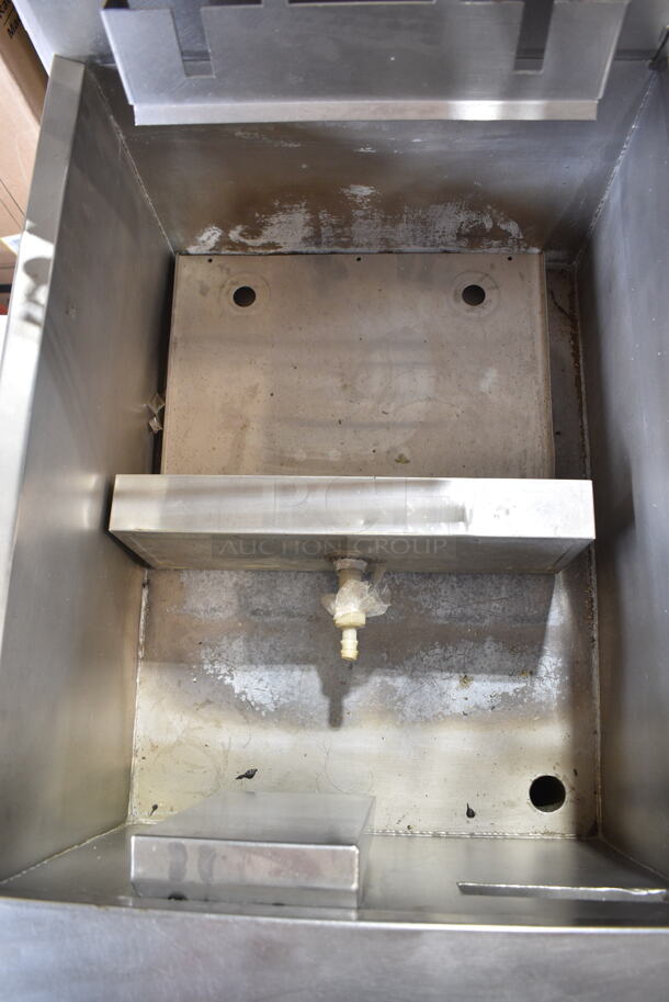 2014 Frymaster GPCRBSC Stainless Steel Commercial Floor Style Natural Gas Powered Deep Fat Fryer w/ Dumping Station on Commercial Casters. 80,000 BTU.  - Image 5 of 10