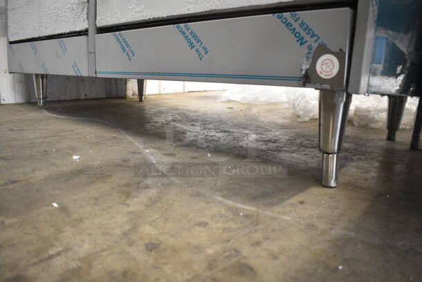 BRAND NEW SCRATCH AND DENT! 2022 Garland G60-6G24CC Stainless Steel Commercial Propane Gas 6 Burner 60" Range with 24" Griddle, Over Shelf, Back Splash and 2 Convection Ovens. 310,000 BTU. - Image 4 of 12