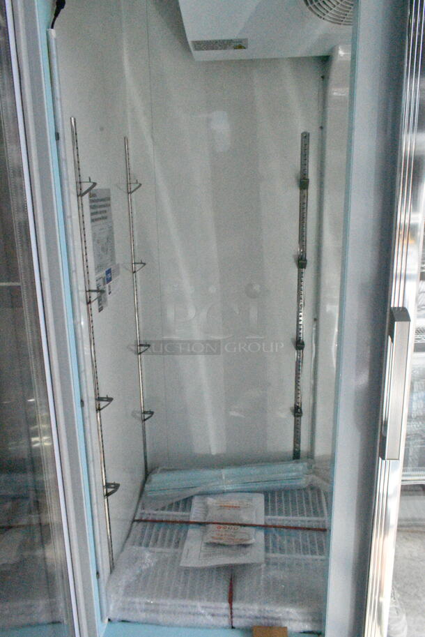 BRAND NEW SCRATCH AND DENT! 2024 Avantco 178GDC40HCW 48" White Customizable Swing Glass Door Merchandiser Refrigerator with LED Lighting on Commercial Casters. 115 Volts, 1 Phase. Tested and Working! - Image 7 of 10
