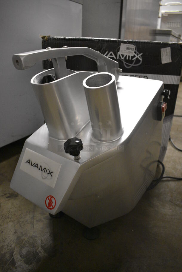 BRAND NEW IN BOX! Avamix Model 177CFP5D Stainless Steel Commercial Countertop Food Processor w/ 5 Various Blades. 120 Volts, 1 Phase. 9x21x20. Tested and Working! - Image 7 of 11