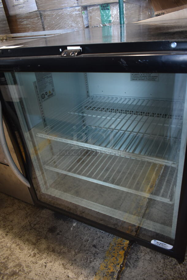 BRAND NEW SCRATCH AND DENT! 2018 Minus Forty 07-CSGF-01-1C000-BK-RH3SHELF Metal Commercial Mini Cooler Merchandiser. 115 Volts, 1 Phase. Tested and Working! - Image 2 of 5